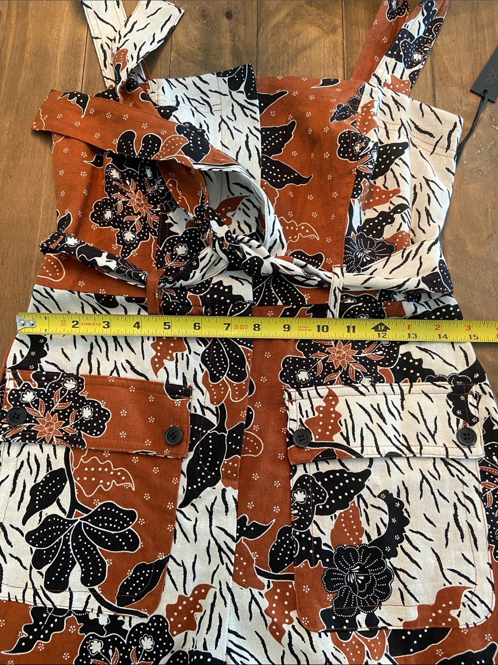 House of Harlow 1960 Rust, Black & White Floral Romper - Picture 2 of 4